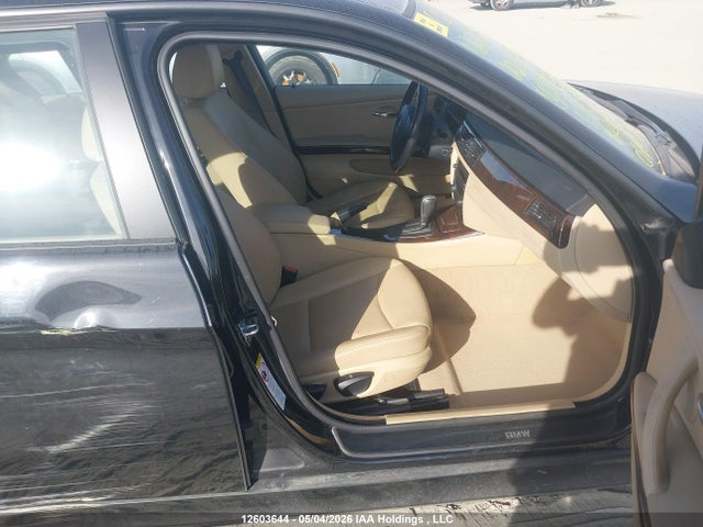 2006 Bmw 325i მანქანა იყიდება აუქციონზე, vin: WBAVB13596PT14336, აუქციონის ნომერი: 12603644