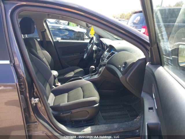 1G1PC5SB3E7281249 Chevrolet CRUZE LT