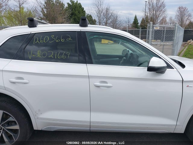 WA1FAAFY5P2021669 Audi Q5 45 Technik