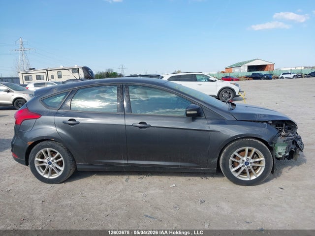 1FADP3K24JL262932 Ford FOCUS SE