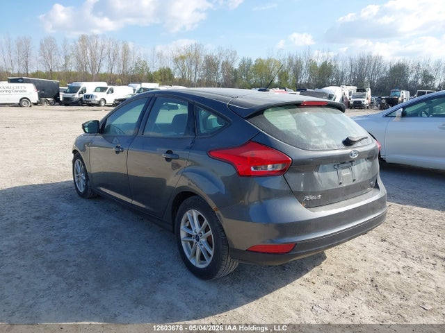 1FADP3K24JL262932 Ford FOCUS SE