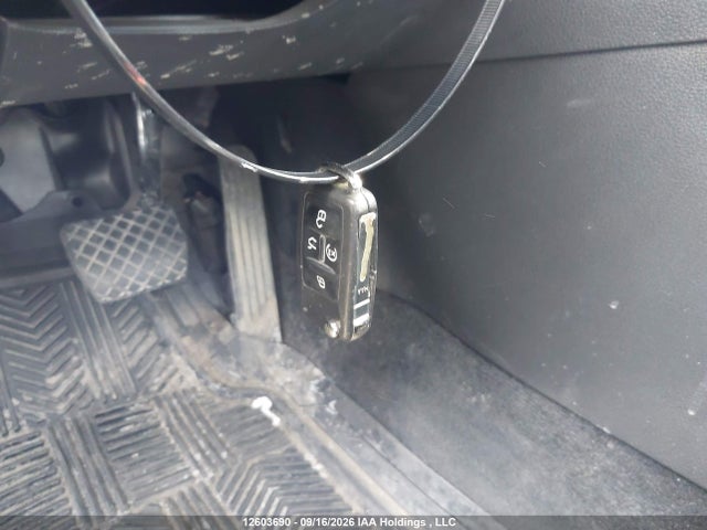 Volkswagen Passat 2017 1VWBT7A35HC007647 Image 11