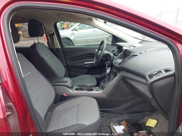 12603698 :رقم المزاد ، 1FMCU0GX2EUC96297 vin ، 2014 Ford Escape Se مزاد بيع