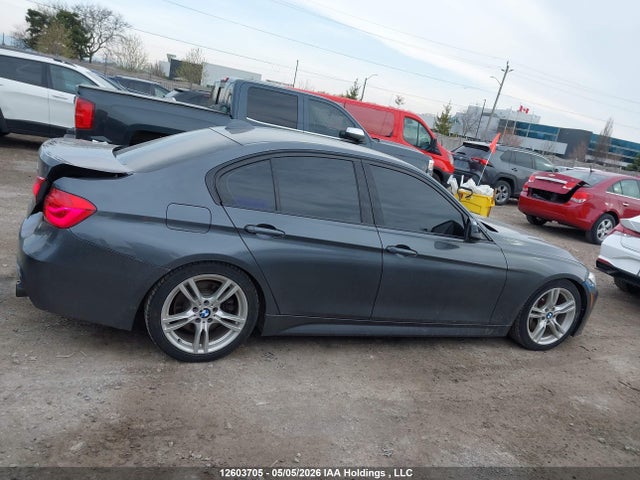 2018 Bmw 330i Xdrive მანქანა იყიდება აუქციონზე, vin: WBA8D9C55JA614599, აუქციონის ნომერი: 12603705