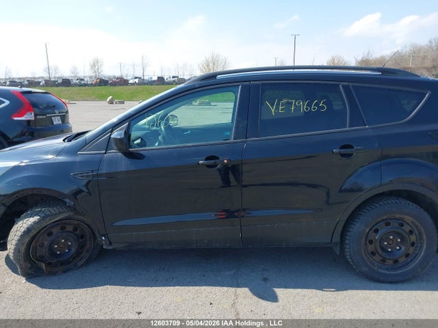 1FMCU9G98HUE79665 Ford Escape