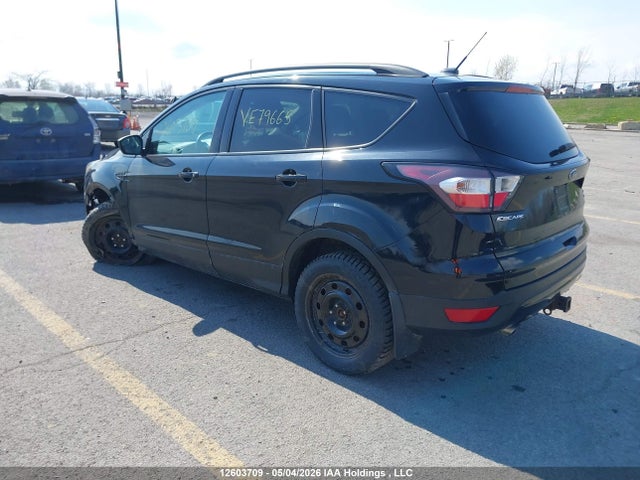 1FMCU9G98HUE79665 Ford Escape