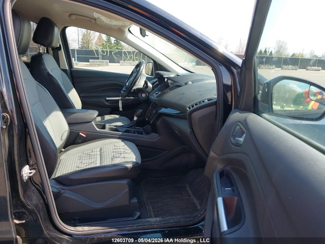 1FMCU9G98HUE79665 Ford Escape