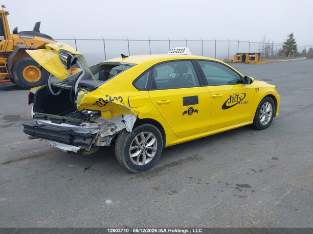 1VWAA7A33JC020954 Volkswagen Passat 2.0 Tsi Trendline+
