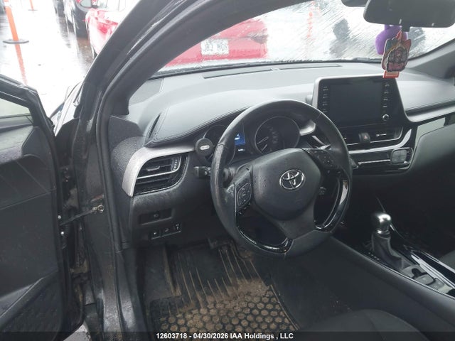 2021 Toyota C-hr Xle/le/night Shade/limited მანქანა იყიდება აუქციონზე, vin: JTNKHMBX2M1103404, აუქციონის ნომერი: 12603718
