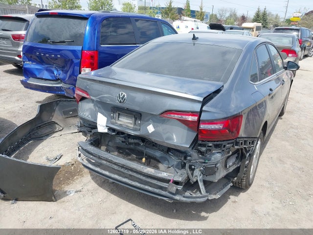3VWGM7BU6RM051893 Volkswagen Jetta Highline