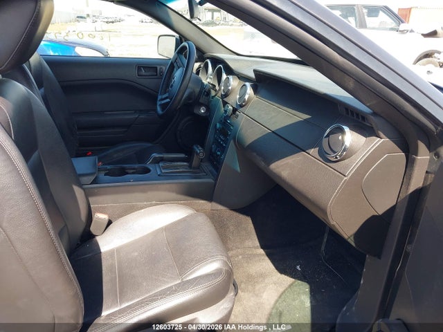 2007 Ford Mustang Convertible მანქანა იყიდება აუქციონზე, vin: 1ZVFT84N675343489, აუქციონის ნომერი: 12603725