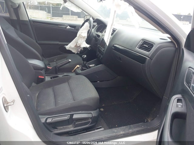 3VWWA7AJ4FM249945 Volkswagen Jetta
