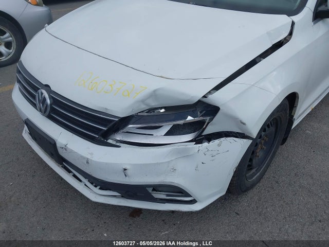 3VWWA7AJ4FM249945 Volkswagen Jetta