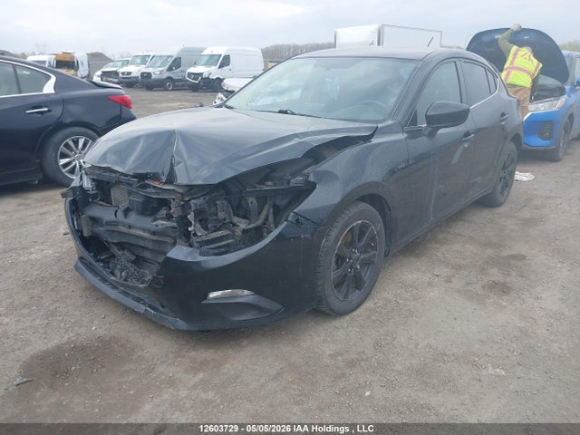 3MZBM1L7XFM175211 Mazda MAZDA3