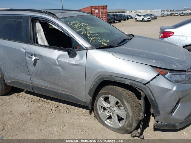 Продажа на аукционе авто 2021 Toyota Rav4 Xle, vin: 2T3R1RFV3MW233397, номер лота: 12603736