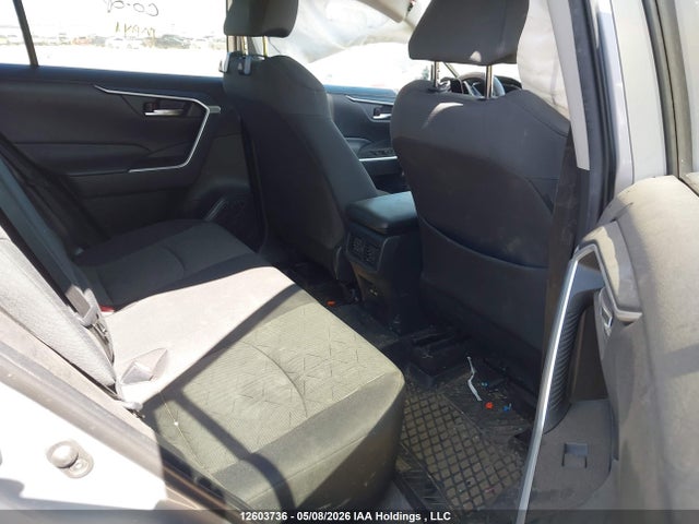 Продажа на аукционе авто 2021 Toyota Rav4 Xle, vin: 2T3R1RFV3MW233397, номер лота: 12603736