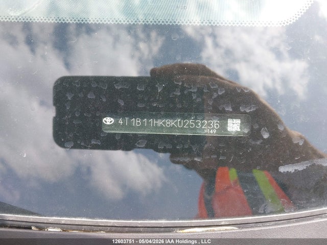 12603751 :رقم المزاد ، 4T1B11HK8KU253236 vin ، 2019 Toyota Camry Se مزاد بيع