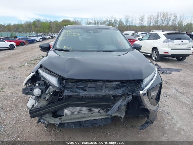 JA4ATUAA4NZ601225 Mitsubishi Eclipse Cross Es