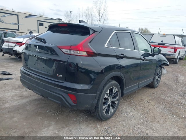 JA4ATUAA4NZ601225 Mitsubishi Eclipse Cross Es