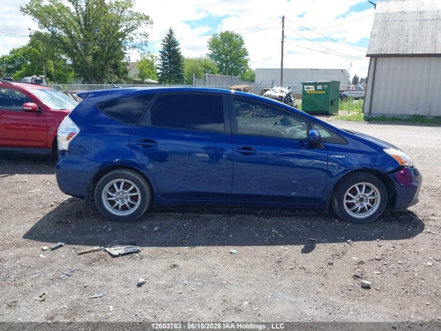 2013 Toyota Prius V მანქანა იყიდება აუქციონზე, vin: JTDZN3EU4D3207002, აუქციონის ნომერი: 12603783