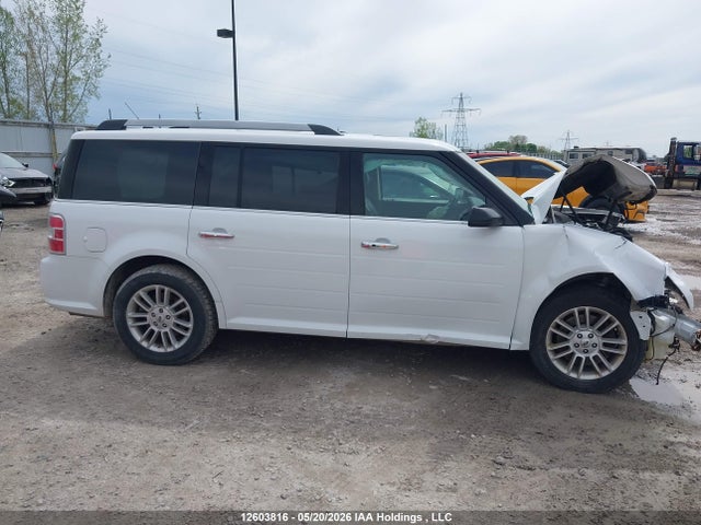 Ford FLEX SEL 2016 2FMGK5C80GBA07106 Image 13