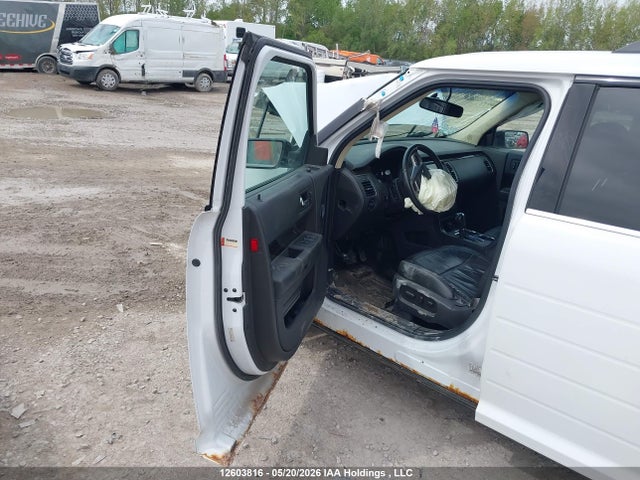 Ford FLEX SEL 2016 2FMGK5C80GBA07106 Image 18