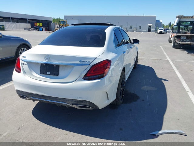 55SWF8EB6KU317589 Mercedes-Benz C 300 4matic