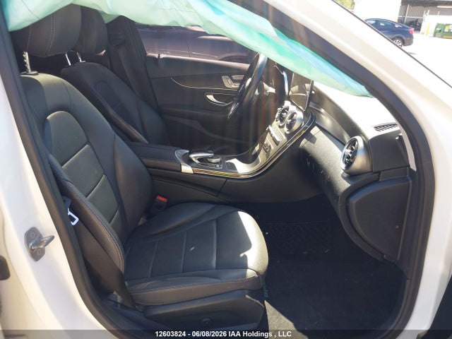 55SWF8EB6KU317589 Mercedes-Benz C 300 4matic