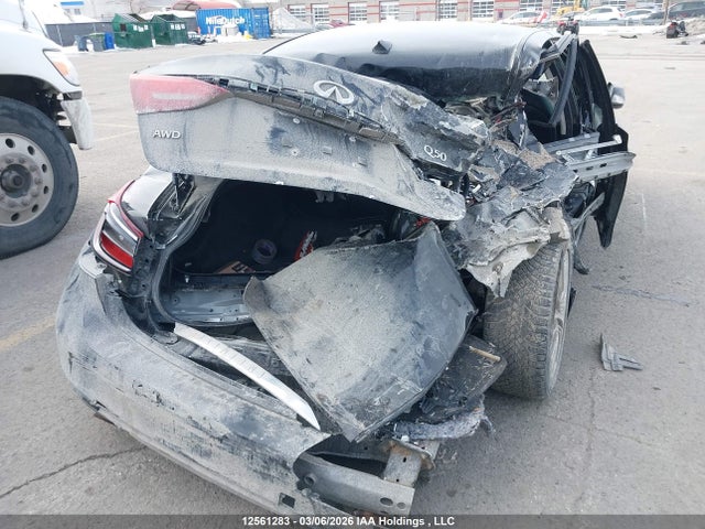 12561283 :رقم المزاد ، JN1CV7AR8JM280588 vin ، 2018 Infiniti Q50 2.0t Luxe مزاد بيع