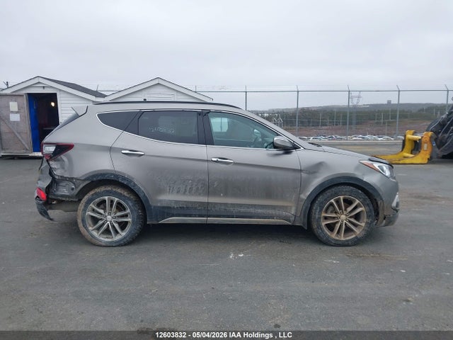 2017 Hyundai Santa Fe Sport 2.0t Limited მანქანა იყიდება აუქციონზე, vin: 5XYZUDLA8HG392559, აუქციონის ნომერი: 12603832