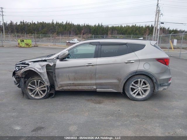2017 Hyundai Santa Fe Sport 2.0t Limited მანქანა იყიდება აუქციონზე, vin: 5XYZUDLA8HG392559, აუქციონის ნომერი: 12603832