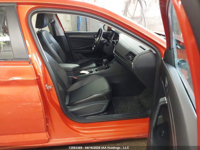 Aukcja sprzedaży 2019 Volkswagen Jetta 1.4 Tsi Highline, vin: 3VWE57BU5KM048977, numer aukcji: 12593369