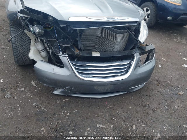 Продажа на аукционе авто 2013 Chrysler 200 Touring, vin: 1C3BCBEG7DN758125, номер лота: 12603845
