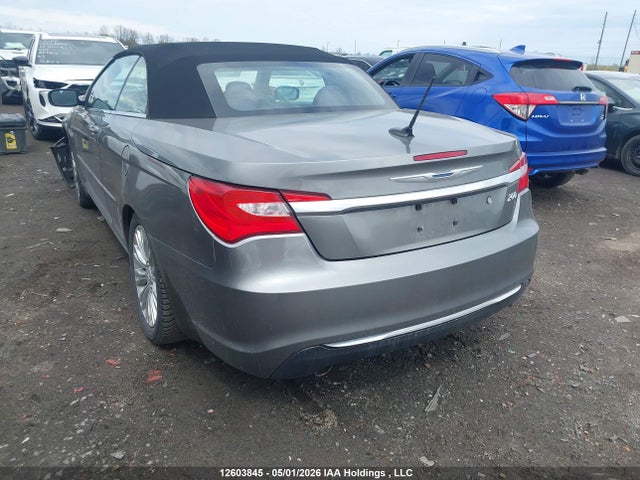 Продажа на аукционе авто 2013 Chrysler 200 Touring, vin: 1C3BCBEG7DN758125, номер лота: 12603845