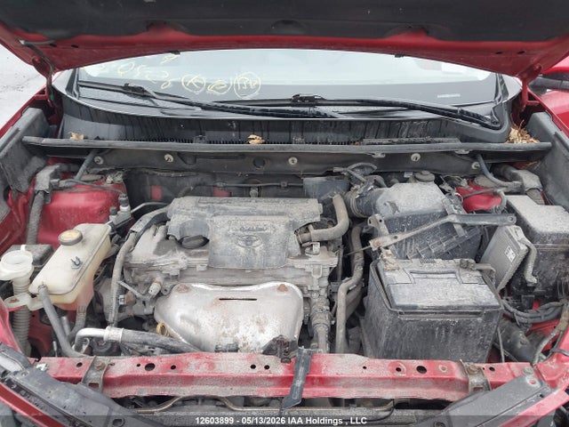 2T3BFREV1FW363377 Toyota RAV4 LE