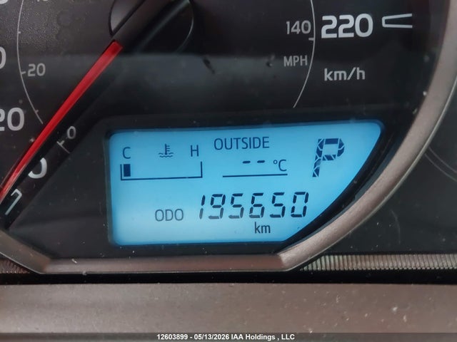 2T3BFREV1FW363377 Toyota RAV4 LE