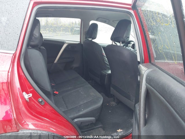 2T3BFREV1FW363377 Toyota RAV4 LE