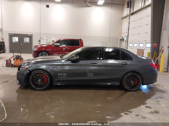 55SWF8HB1GU140257 Mercedes-Benz Amg C 63 S