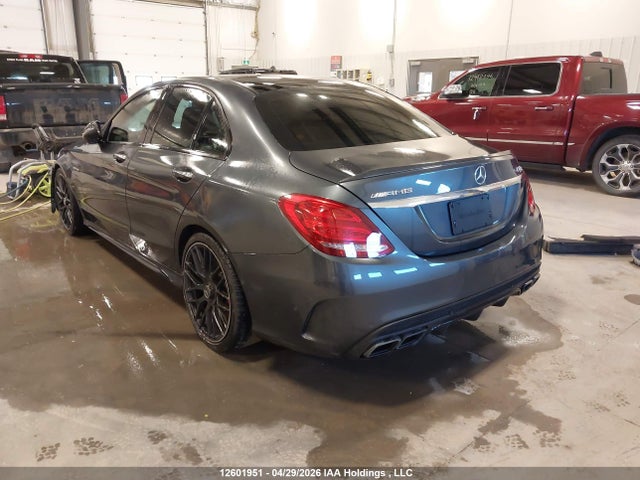 55SWF8HB1GU140257 Mercedes-Benz Amg C 63 S