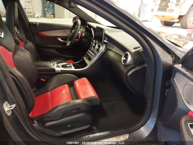 55SWF8HB1GU140257 Mercedes-Benz Amg C 63 S