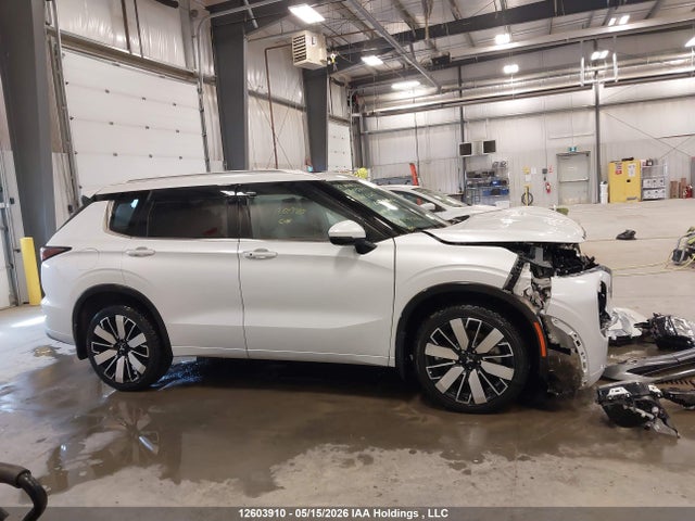 Продаж на аукціоні авто 2025 Mitsubishi Outlander Sel, vin: JA4J4WA88SZ619325, номер лоту: 12603910