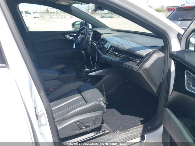 2024 Audi Q4 E-tron მანქანა იყიდება აუქციონზე, vin: WA1K2AFZ7RP010490, აუქციონის ნომერი: 12603915