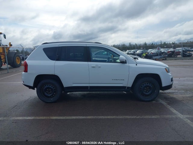 1C4NJDABXGD556121 Jeep Compass Sport/north