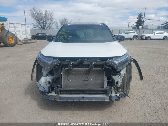 Toyota RAV4 XSE 2022 2T35WRFV9NW146962 Image 13