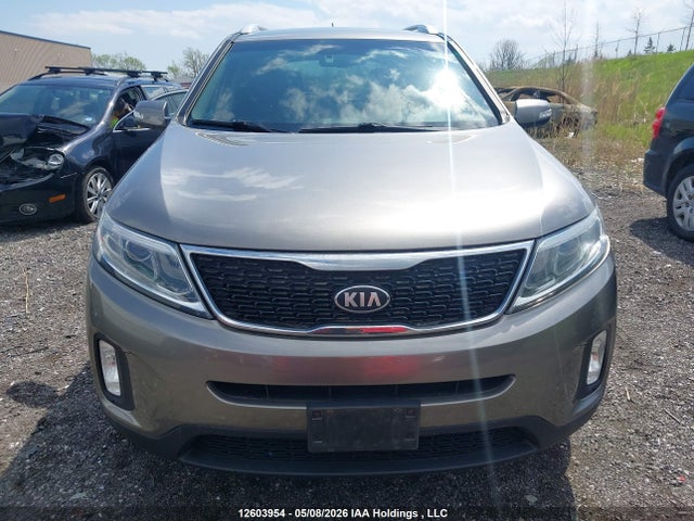 5XYKTDA7XEG472825 KIA SORENTO LX
