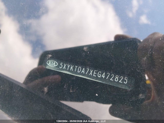 5XYKTDA7XEG472825 KIA SORENTO LX