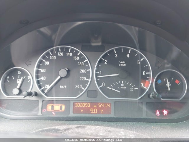 12603955 :رقم المزاد ، WBAEW53424PG11063 vin ، 2004 Bmw 330xi مزاد بيع