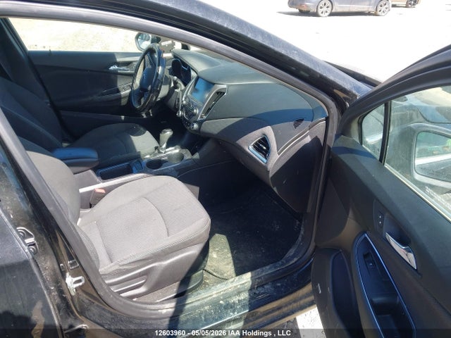 2018 Chevrolet Cruze მანქანა იყიდება აუქციონზე, vin: 1G1BE5SM0J7146990, აუქციონის ნომერი: 12603960