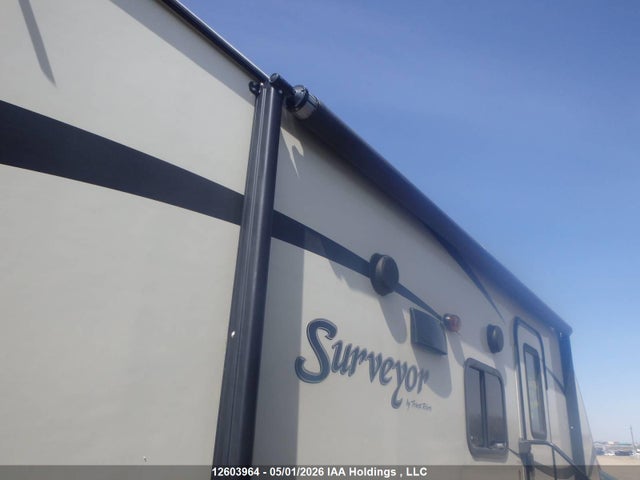 12603964 :رقم المزاد ، 4X4TSVV26G2474736 vin ، 2016 Forest River Surveyor 200mble مزاد بيع