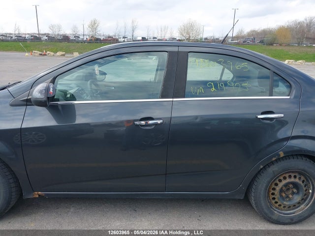 1G1JC5SHXE4219925 Chevrolet Sonic